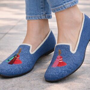 Vivaia fabric flat loafer, embroidered, never worn, sz 37 or sz 6, cute, casual